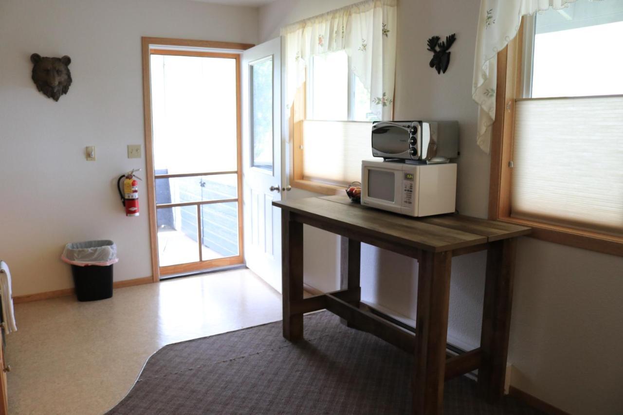 Moose Creek Resort West Glacier Εξωτερικό φωτογραφία